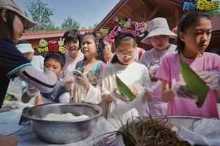 波杰姆斯基：我在场上积极拼抢 保持信心